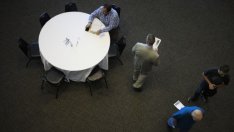 Заетостта в САЩ намалява в 19 щата, докато останалите отчитат умерен растеж