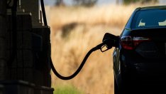 Украйна ще проверява горивата от Индия за следи от руски петрол