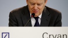 Deutsche Bank и Credit Suisse - кризата с идентичността продължава