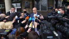 Радев печели убедително първия тур, но ще има балотаж