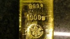 Златото поевтинява заради слуховете за нова помощ за Гърция 