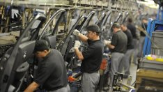 Страданието на британските автомобилни концерни 