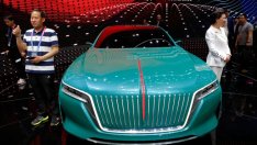 Китайските банки инжектират 144 млрд. долара в автомобилната компания FAW Group