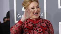 Адел продаде 2,3 млн. копия от албума си за три дни