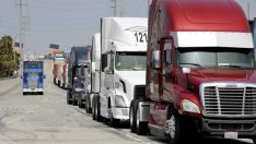 Американските транспортни компании ще стимулират шофьорите с големи бонуси