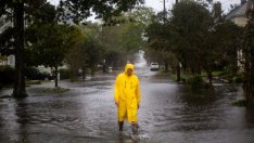 Загинали, разрушения и наводнения заради урагана „Флорънс“