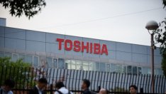 Toshiba отхвърли офертата за придобиване от CVC 