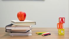 Делът на учителите над 50 години в България задминава средния за ЕС