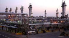 Петролът поскъпва в петък под натиска на страховете около Иран*