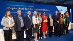 Радев: Необходими са устойчиви решения на демографските проблеми