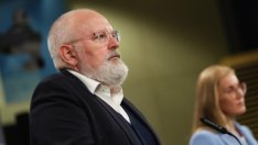 Европа инвестира в собствения си енергиен крах