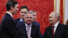 След тричасови разговори с Путин Уиткоф и Къшнър отиват в Киев