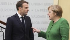 Ангела Меркел разкритикува Еманюел Макрон в защита на НАТО