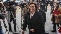 В БСП виждат смущаващи неща с актуализацията на бюджета*