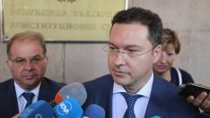 ГЕРБ -СДС сезира Конституционния съд по казуса с гражданството на Кирил Петков