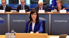 Мария Габриел: 37% от работещите в Европа нямат основни цифрови умения
