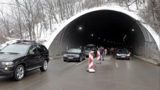 Продължават проверките за опасни тунели