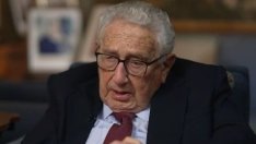 Кисинджър: Политическото оцеляване на Путин е малко вероятно, ако Украйна надделее