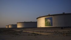 Aramco се готви за най-голямата сделка в историята на капиталовите пазари