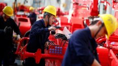 Фабричното производство в Китай спада до най-ниското си ниво от 2004 г.