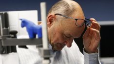 Изненадващ спад в германските индустриални поръчки прати DAX надолу