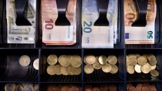 Евробарометър: Над половината българи одобряват еврото за валута