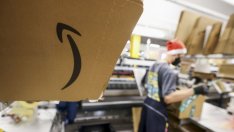 Amazon: Още не знаем какъв ще е ефектът на омикрон върху празничните покупки