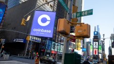 Американският борсов регулатор нанася нов удар на криптосектора с дело срещу Coinbase