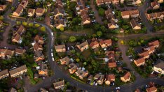 Цените на британските жилища достигнаха деветмесечен връх