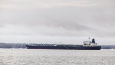 Износът на руски петрол се повиши до 16-месечен връх през септември