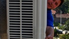 Главният архитект на София поиска да се махат и климатиците от сградите