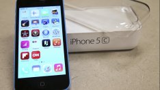 Apple свива производството на 5C