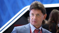 Съоснователят на "Лукойл" Леонид Федун продаде дела си в компанията