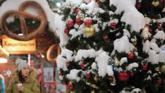 Коледните хитове носят солидни печалби на изпълнителите