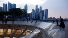 Сингапур понижи за трети път прогнозата си за икономическия растеж през 2020 г.