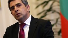 Плевнелиев: Политиците да отговорят на задкулисието с морал