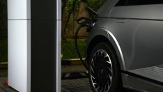 Индонезия намали ДДС до 1% за продажбите на електромобили