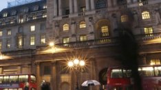 Банкери искат от АЦБ да подкрепи търговията с юани