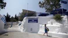 Очаква се 4-5% икономически спад в Гърция тази година