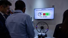 Производителят на iPhone Foxconn съобщи за рекордни приходи от продажби през април