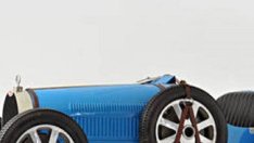 Състезателен Bugatti беше продаден на търг за 430 хил. лири