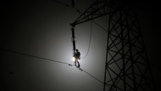 Обмислят се повече правомощия за КЕВР при енергийни сделки