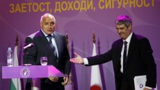 Борисов и Дянков обещаха по-високи доходи през 2013 г.