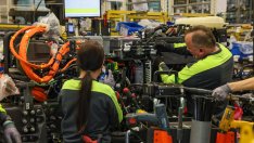 Производството в еврозоната показва признаци на възстановяване