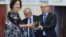 ЗАД „Армеец” спечели приза Застраховател на годината за 2015 година