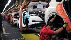 Ръстът на фабричното производство в САЩ се охлажда почти напълно през май