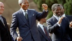 Почина Нелсън Мандела