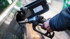 Продължаващите опасения за търсенето в Китай притискат цената на петрола*