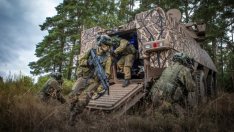 Финландската Patria иска да стартира производство на БТР-и в България