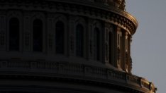 Сенатът отхвърли повишаването на минималната заплата в пакета от мерки на Байдън